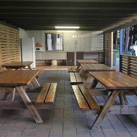 Smugglers Cove Holiday Village Форстер Екстер'єр фото