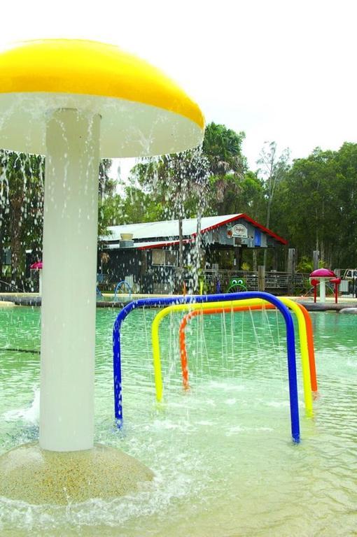 Smugglers Cove Holiday Village Форстер Екстер'єр фото
