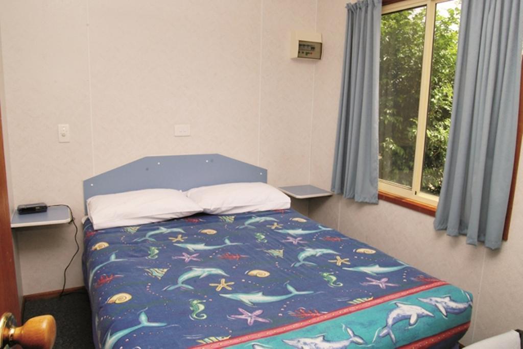 Smugglers Cove Holiday Village Форстер Номер фото
