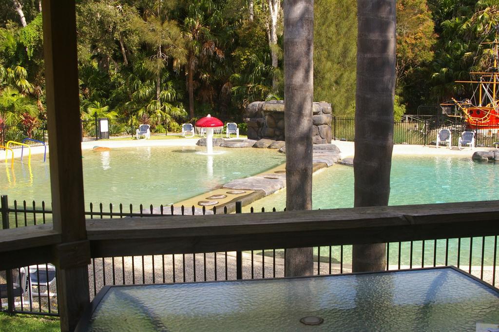 Smugglers Cove Holiday Village Форстер Екстер'єр фото